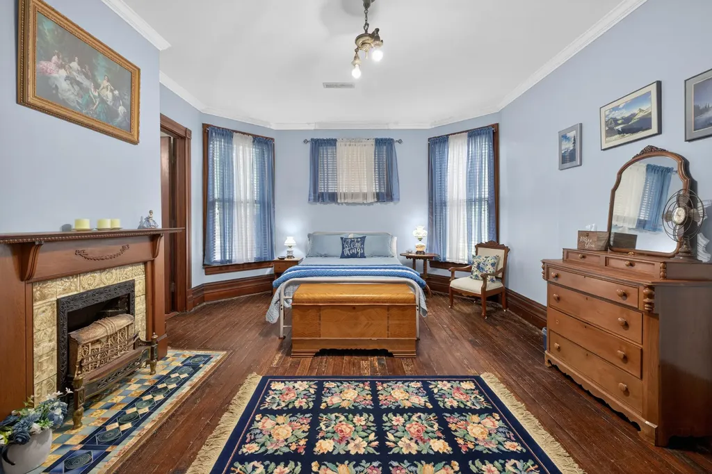 229 W Lexington Avenue Danville KY 40422