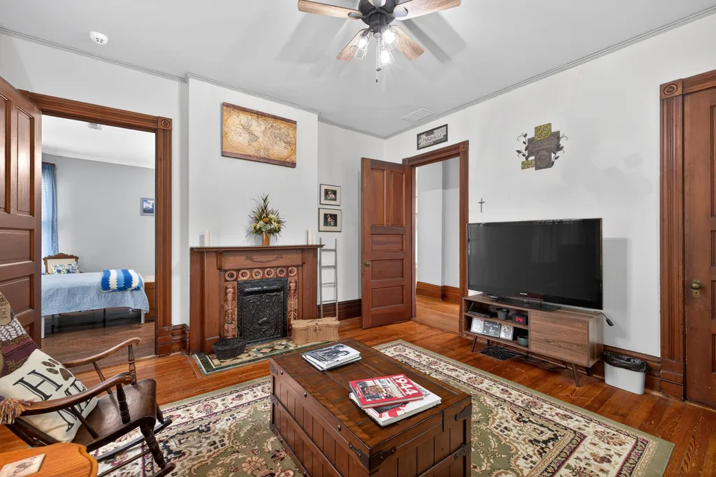 229 W Lexington Avenue Danville KY 40422