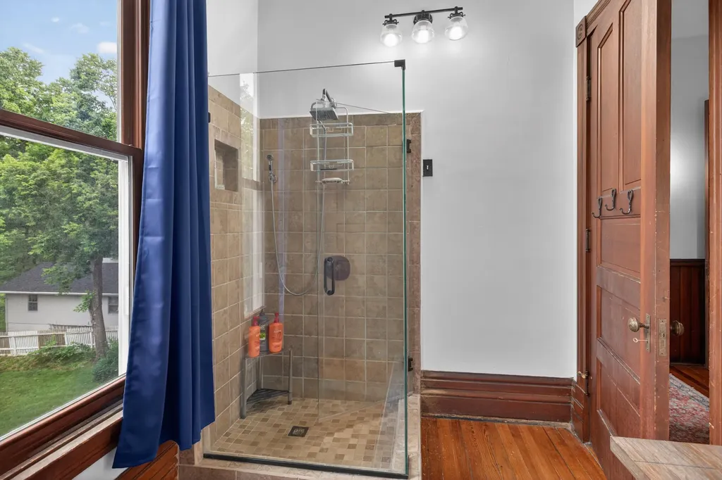 229 W Lexington Avenue Danville KY 40422