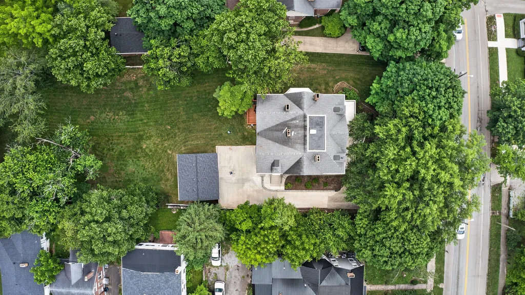 229 W Lexington Avenue Danville KY 40422