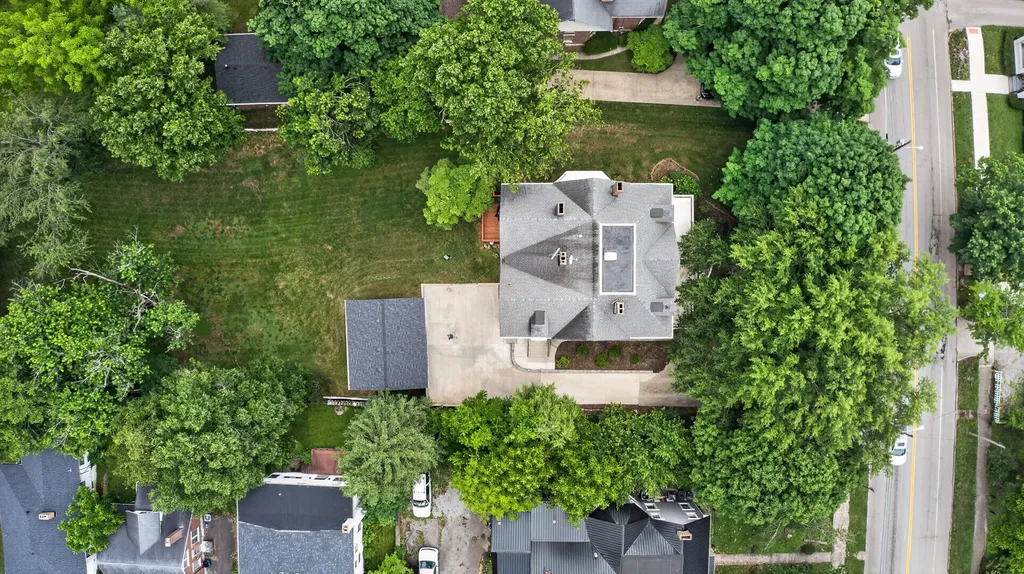 229 W Lexington Avenue Danville KY 40422