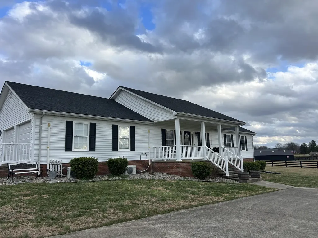 104 Stewart Street Perryville KY 40468