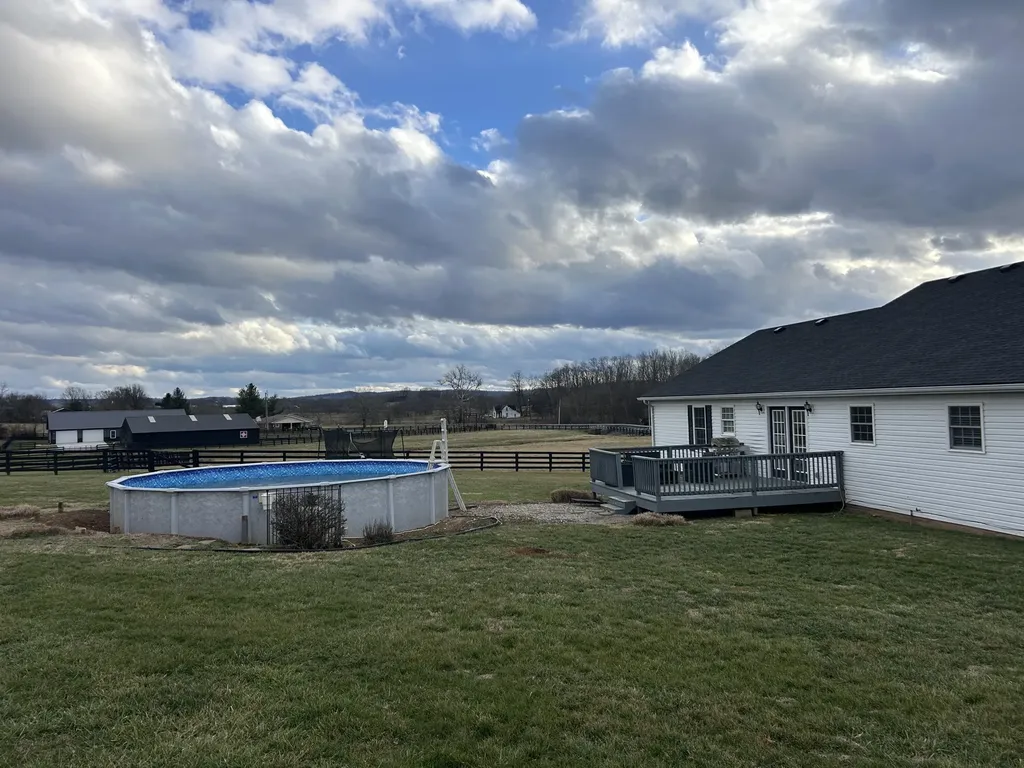 104 Stewart Street Perryville KY 40468