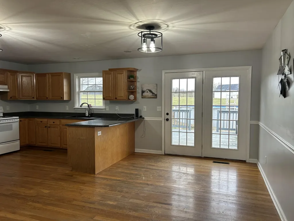 104 Stewart Street Perryville KY 40468