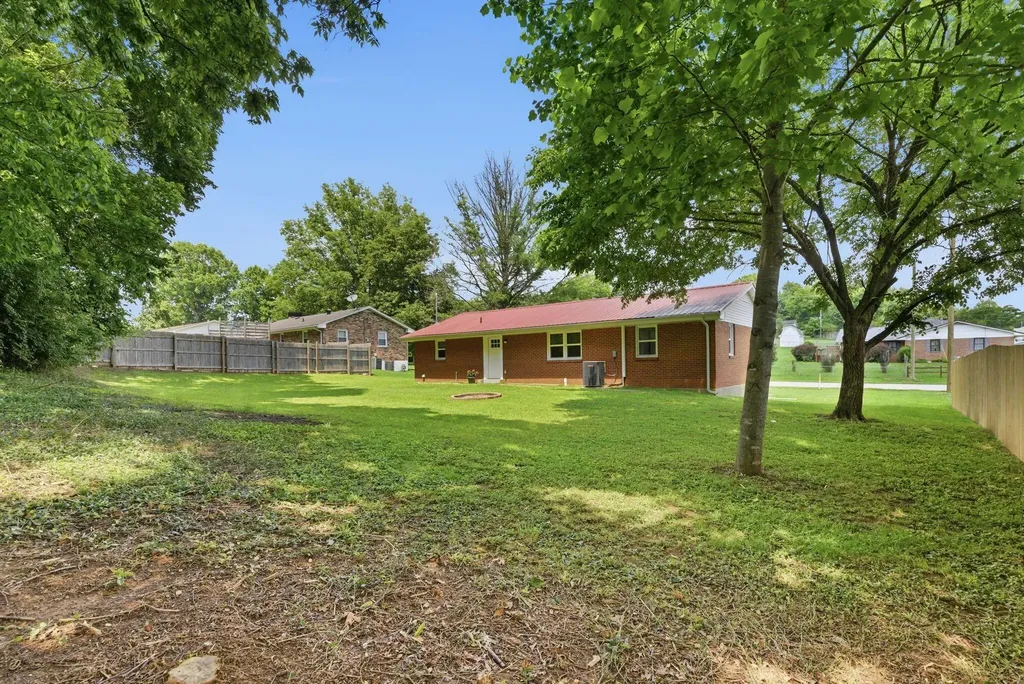 548 Highland Avenue Mt Sterling KY 40353