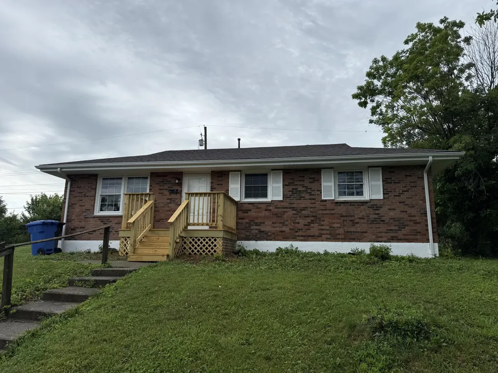 1333 Ox Hill Drive Lexington KY 40517