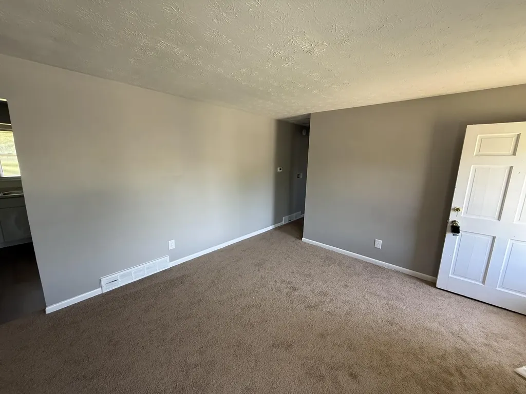 1333 Ox Hill Drive Lexington KY 40517