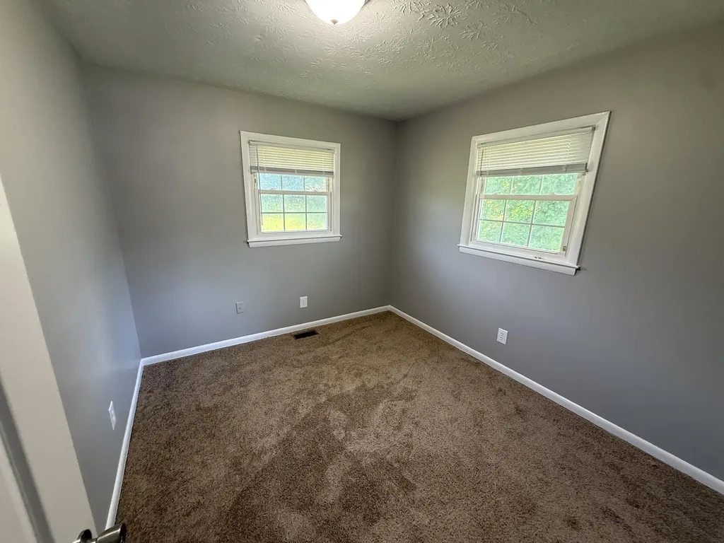 1333 Ox Hill Drive Lexington KY 40517