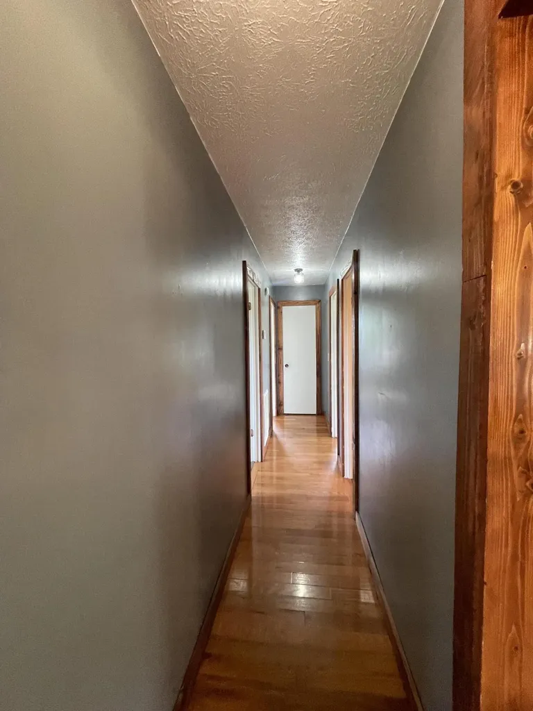 35 Barker Spur Road Lily KY 40740