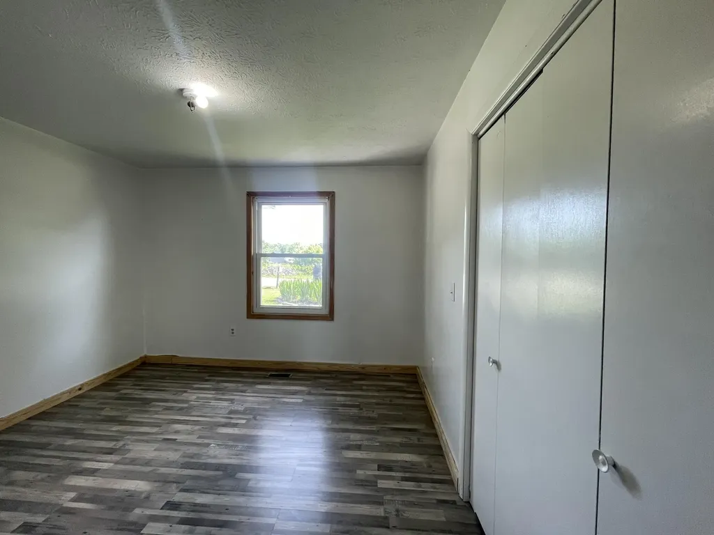 35 Barker Spur Road Lily KY 40740