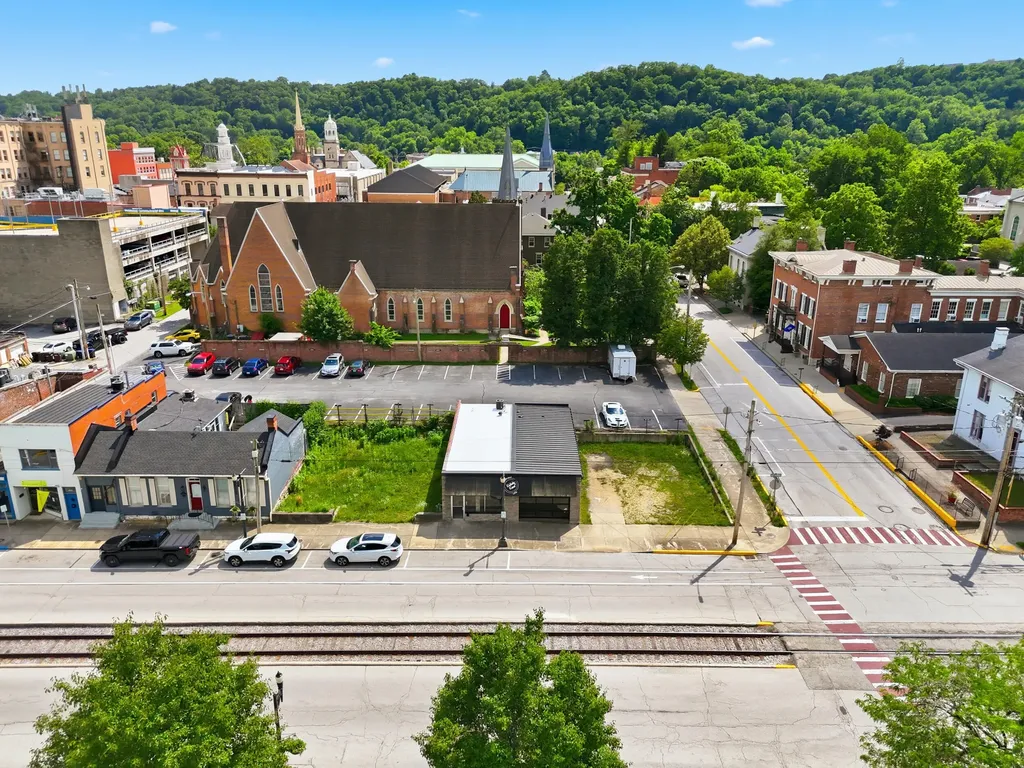 335-337 W Broadway Street Frankfort KY 40601