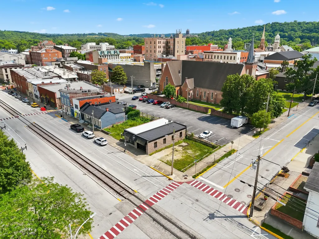 335-337 W Broadway Street Frankfort KY 40601
