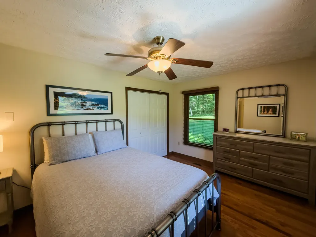 2774 Sasser Road London KY 40744