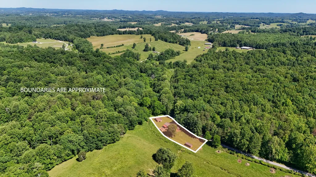 2774 Sasser Road London KY 40744