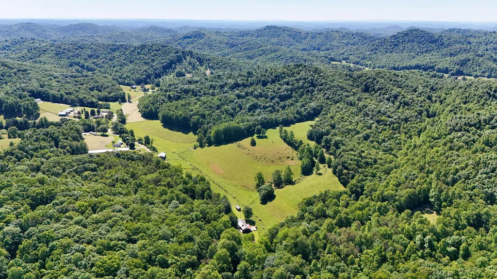 2774 Sasser Road London KY 40744