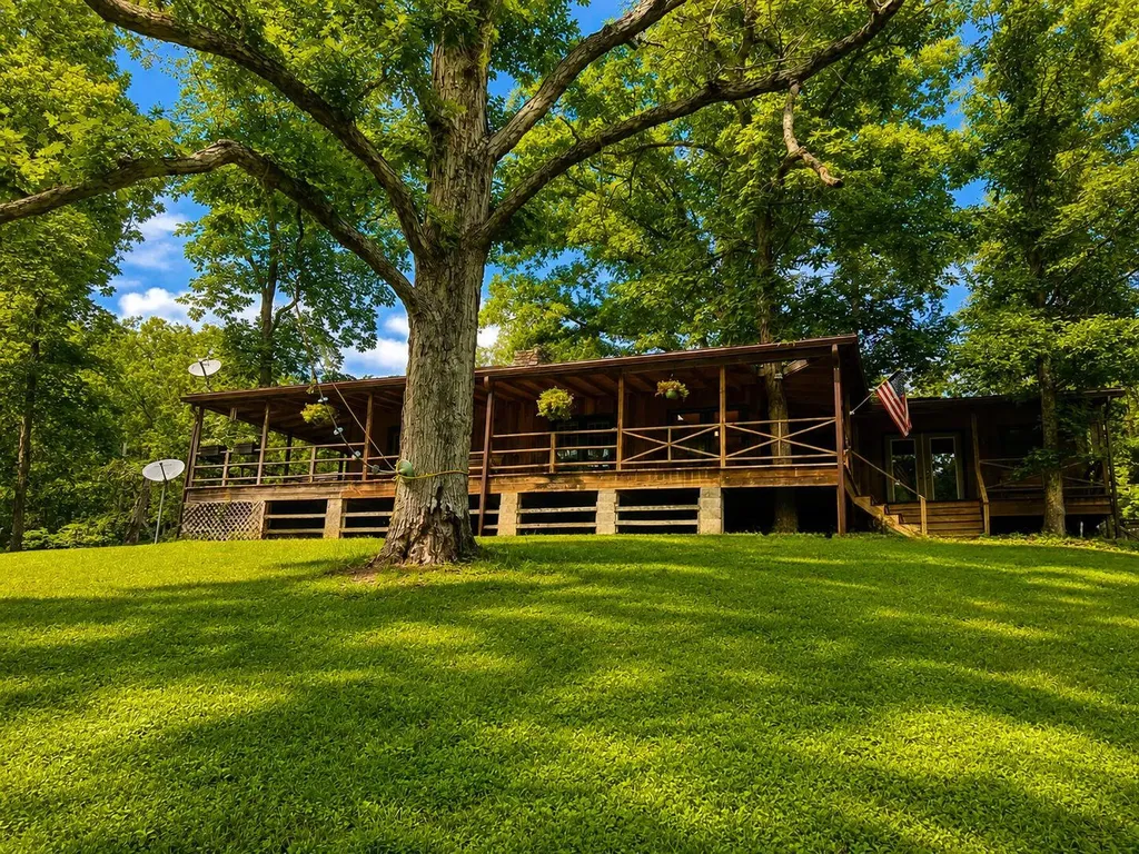 1227 Little Crooked Creek Road Lawrenceburg KY 40342