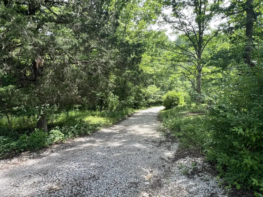 1227 Little Crooked Creek Road Lawrenceburg KY 40342