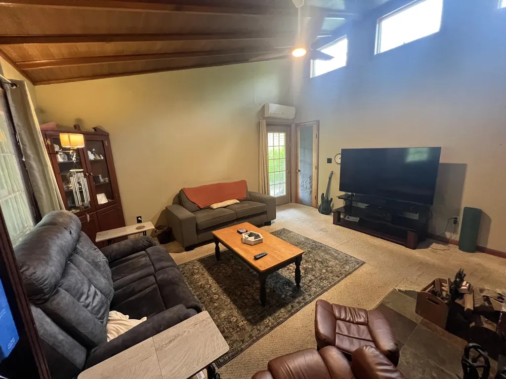 1227 Little Crooked Creek Road Lawrenceburg KY 40342