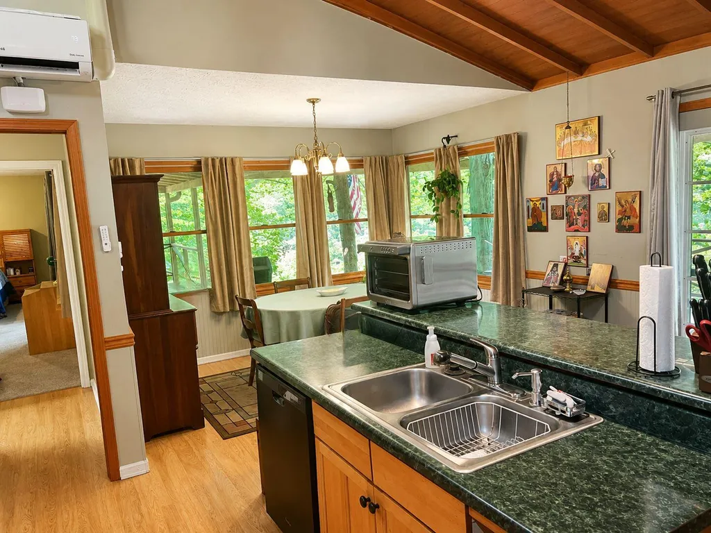 1227 Little Crooked Creek Road Lawrenceburg KY 40342