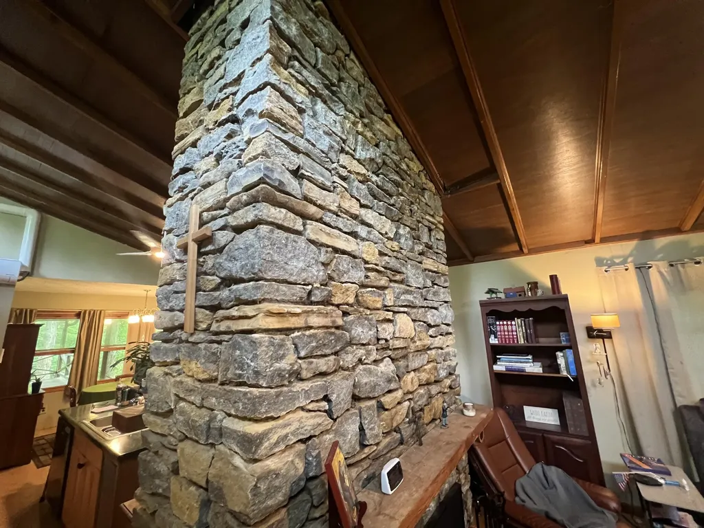 1227 Little Crooked Creek Road Lawrenceburg KY 40342
