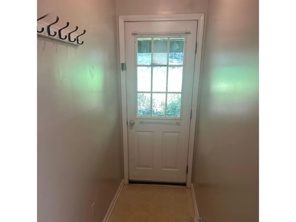 1227 Little Crooked Creek Road Lawrenceburg KY 40342
