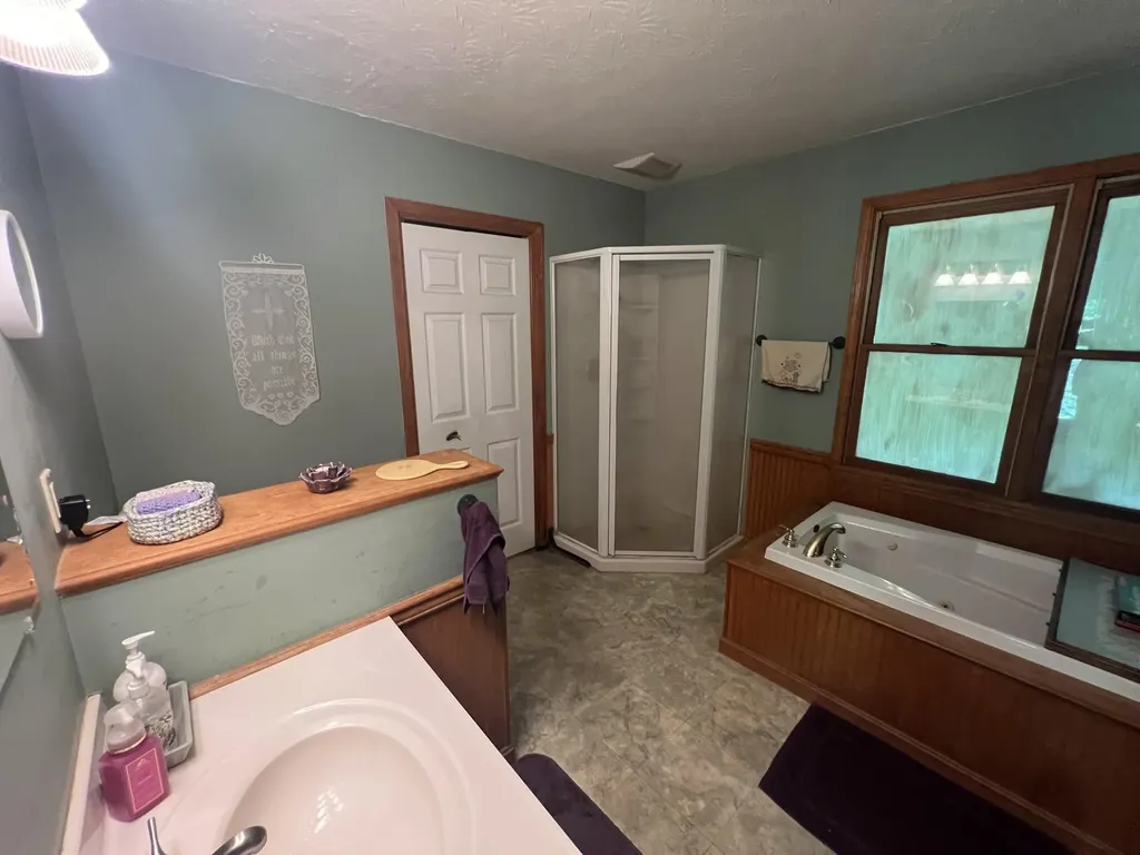 1227 Little Crooked Creek Road Lawrenceburg KY 40342
