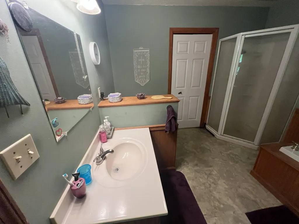 1227 Little Crooked Creek Road Lawrenceburg KY 40342