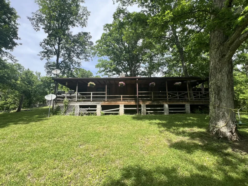 1227 Little Crooked Creek Road Lawrenceburg KY 40342
