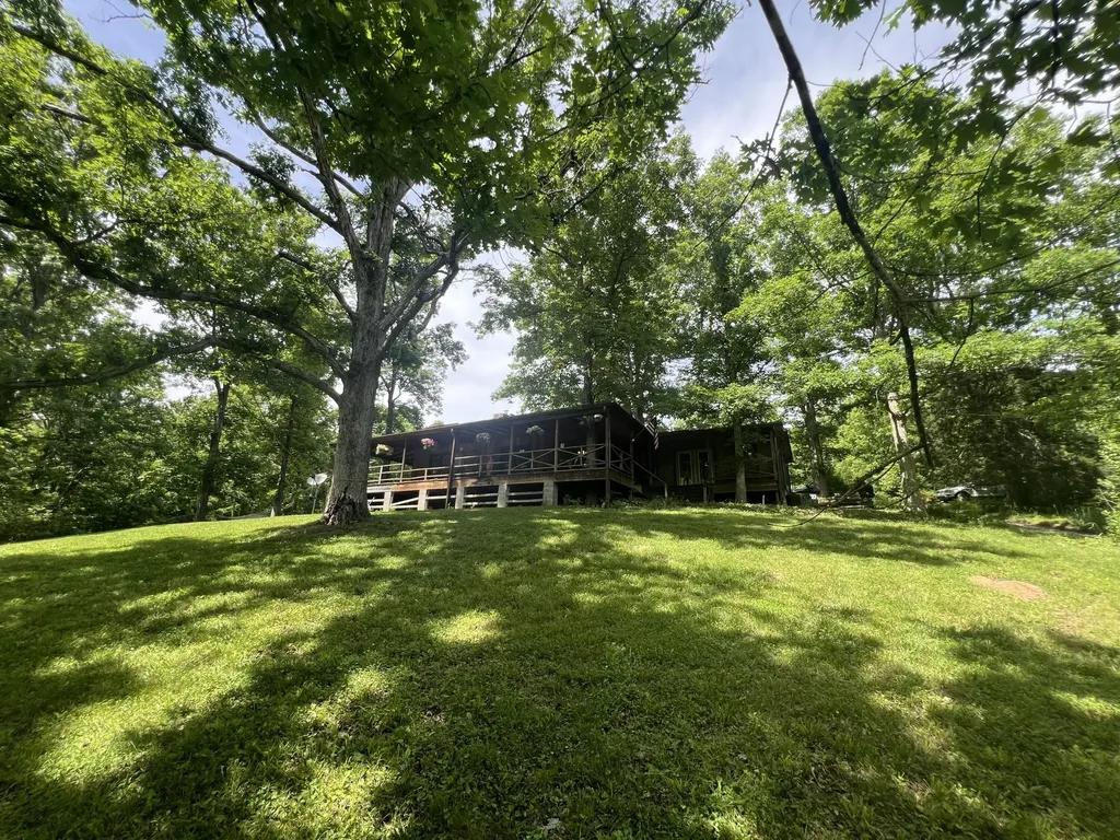 1227 Little Crooked Creek Road Lawrenceburg KY 40342