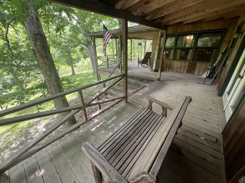 1227 Little Crooked Creek Road Lawrenceburg KY 40342