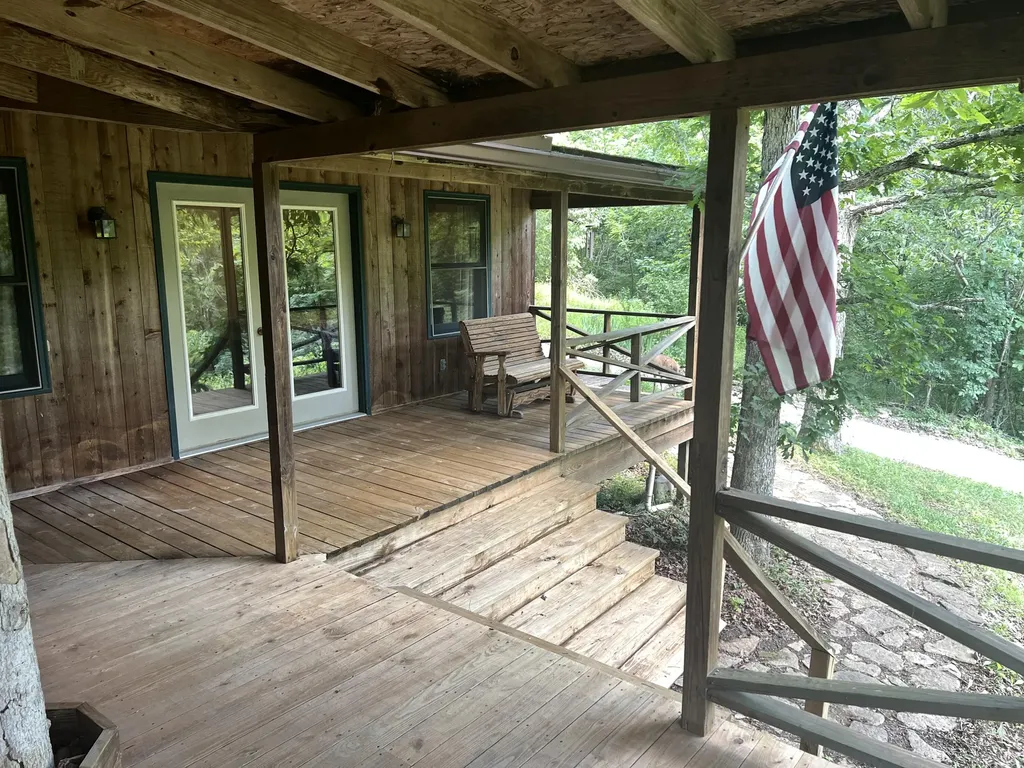 1227 Little Crooked Creek Road Lawrenceburg KY 40342