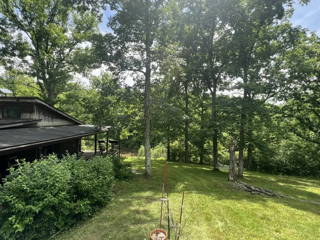 1227 Little Crooked Creek Road Lawrenceburg KY 40342