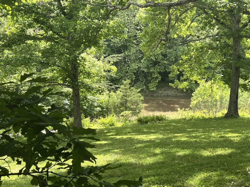 1227 Little Crooked Creek Road Lawrenceburg KY 40342