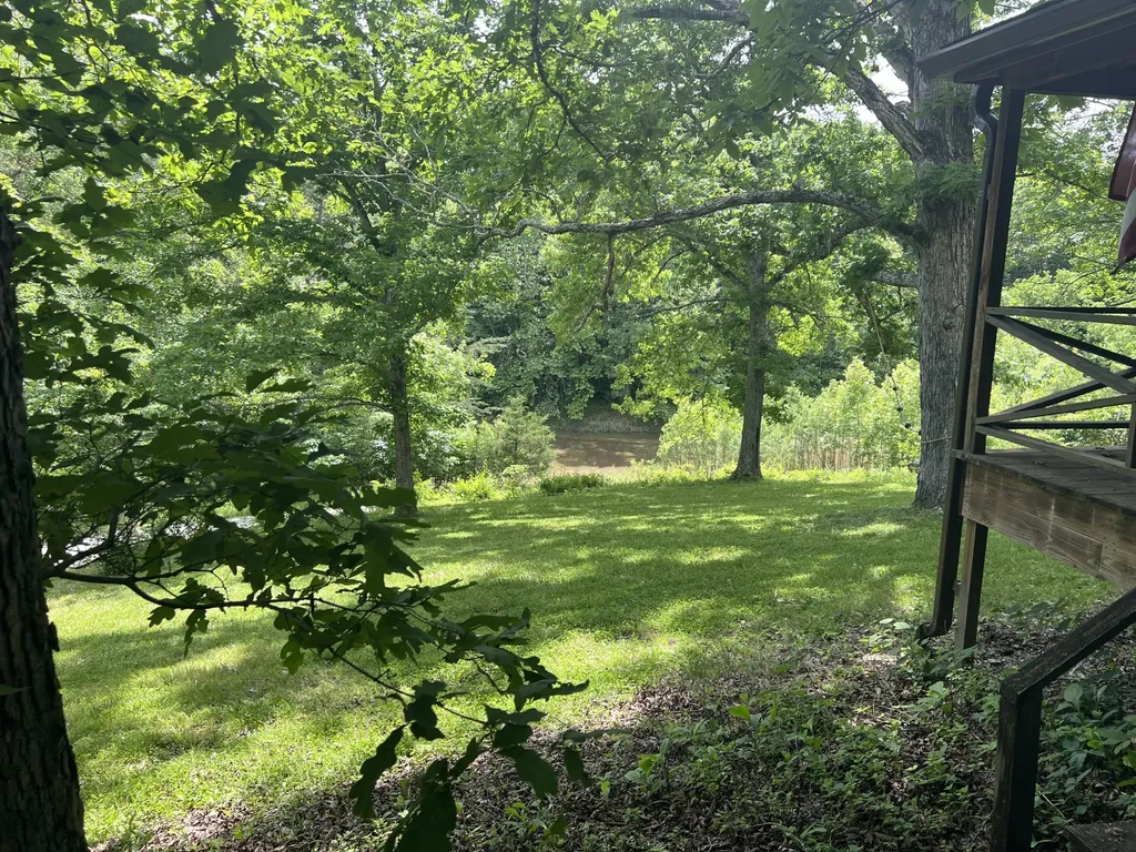 1227 Little Crooked Creek Road Lawrenceburg KY 40342