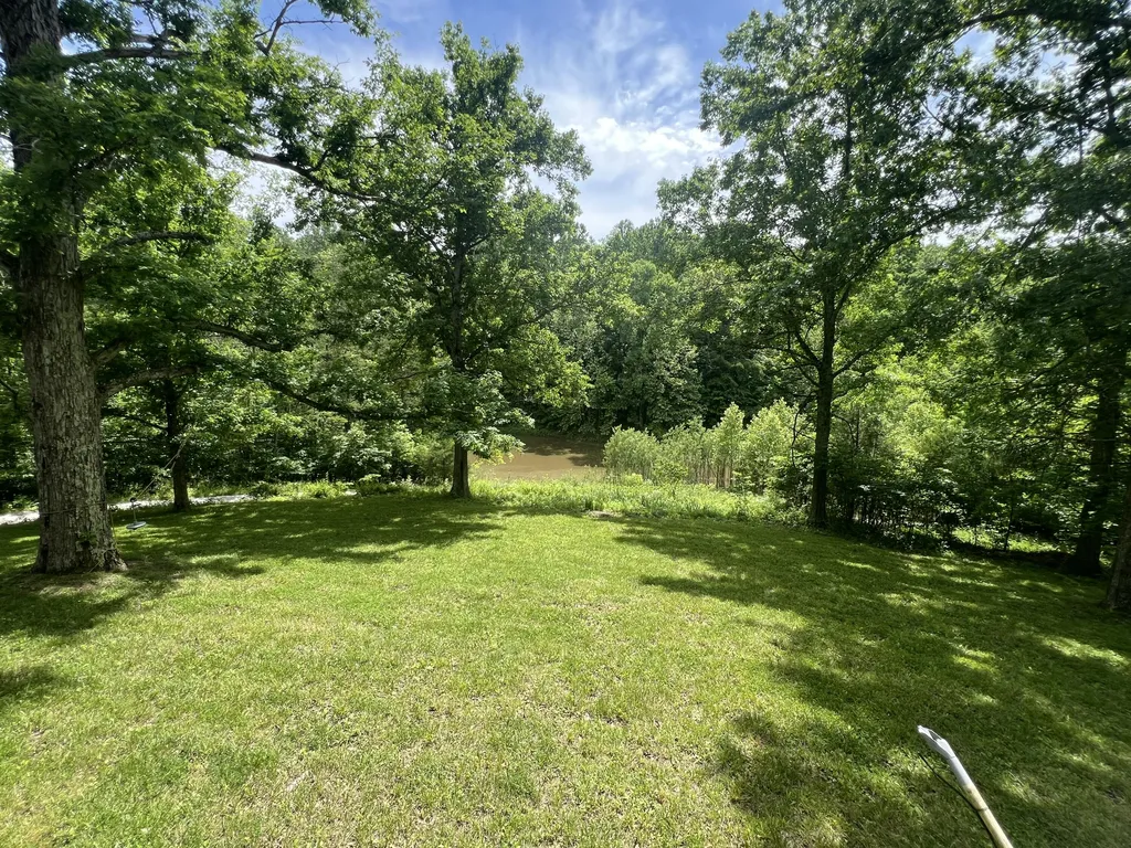 1227 Little Crooked Creek Road Lawrenceburg KY 40342