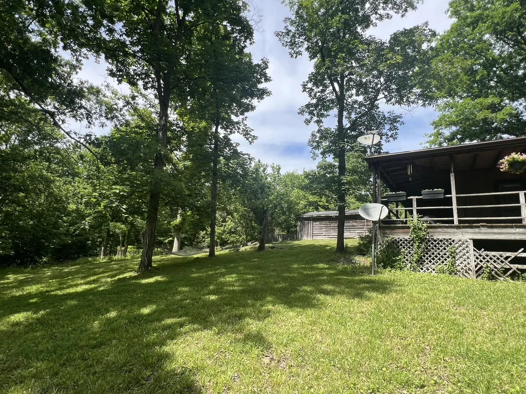 1227 Little Crooked Creek Road Lawrenceburg KY 40342
