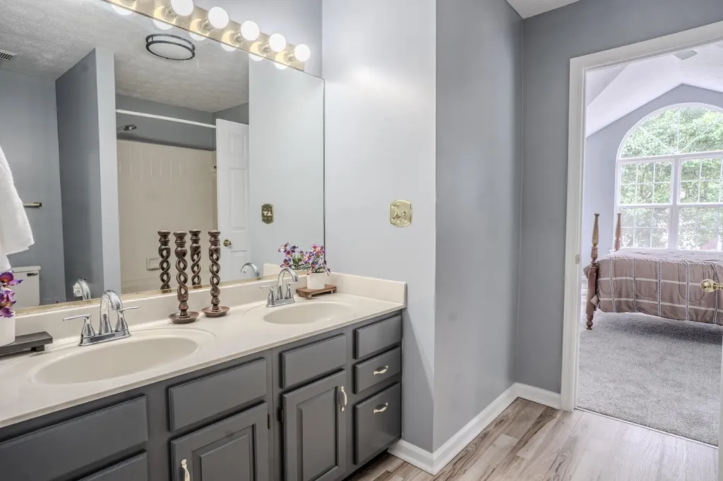 1109 Narrow Lane Lexington KY 40517