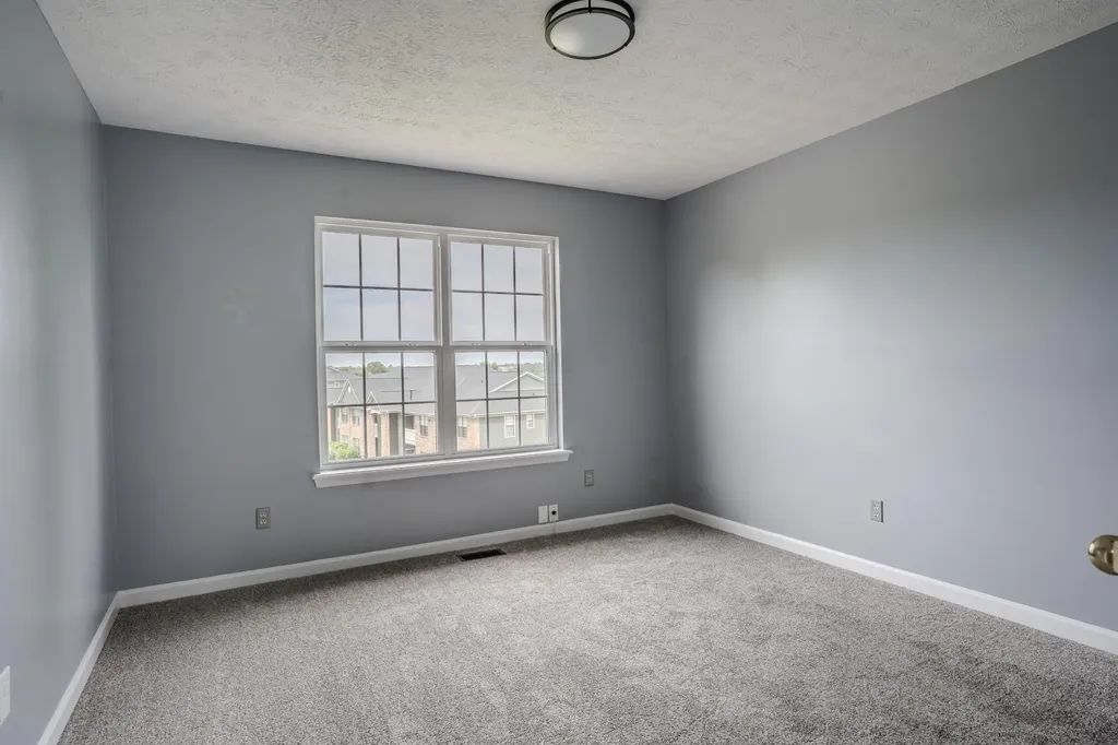 1109 Narrow Lane Lexington KY 40517