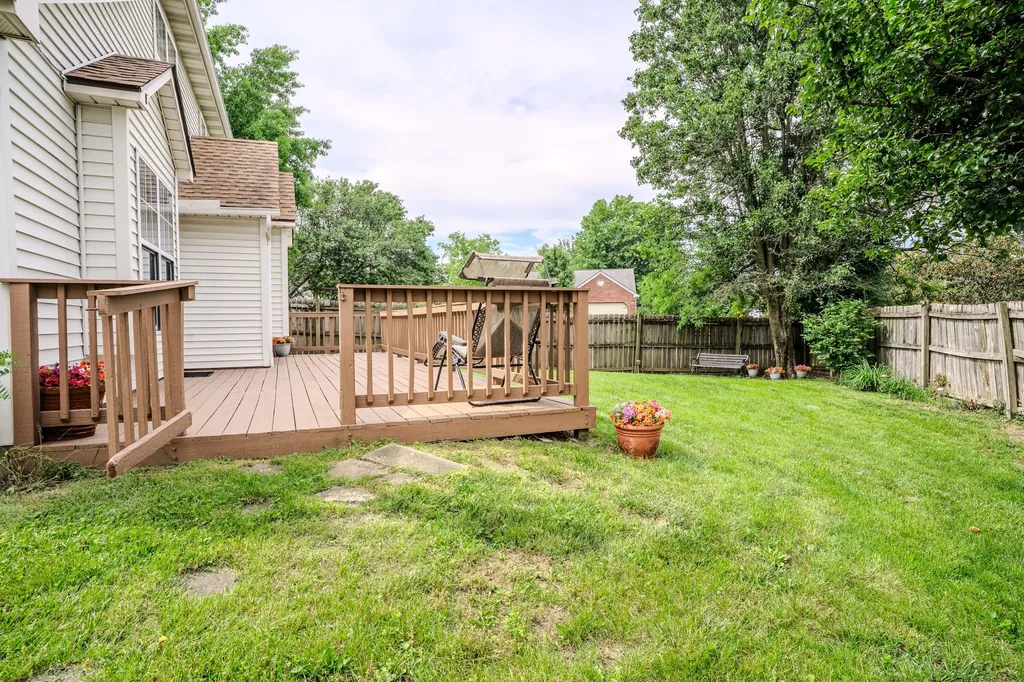 1109 Narrow Lane Lexington KY 40517