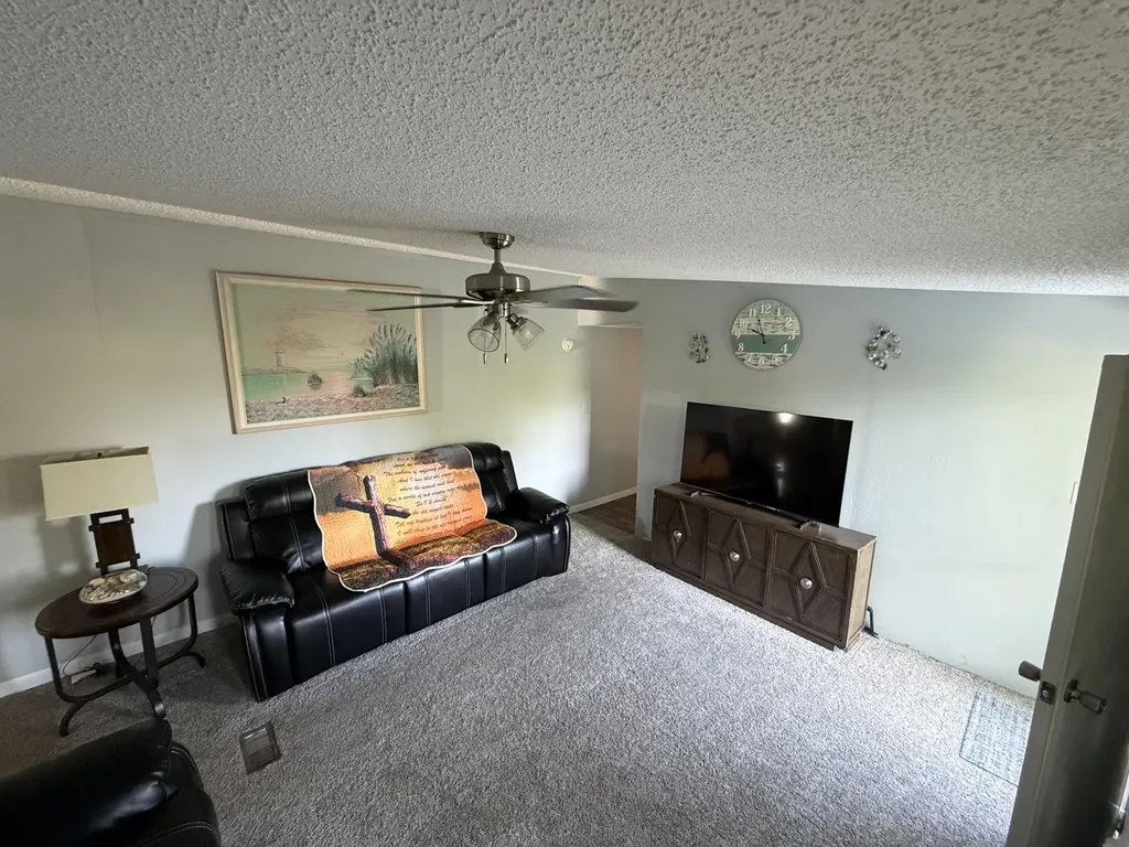 150 Boston Hill Road Monticello KY 42633