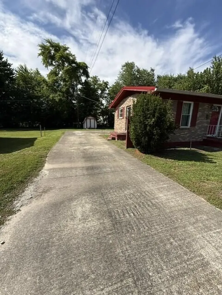 88 Plum Street Stanton KY 40380