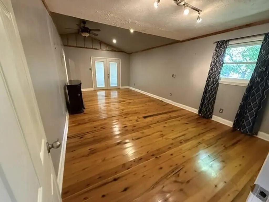 88 Plum Street Stanton KY 40380