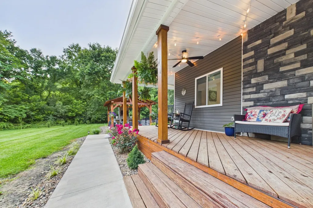 240 Kingtown Road Barbourville KY 40906