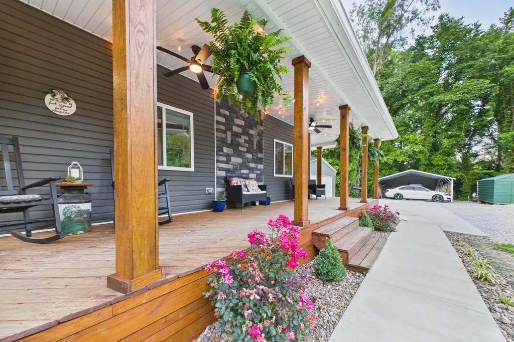 240 Kingtown Road Barbourville KY 40906