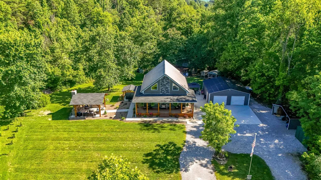 240 Kingtown Road Barbourville KY 40906