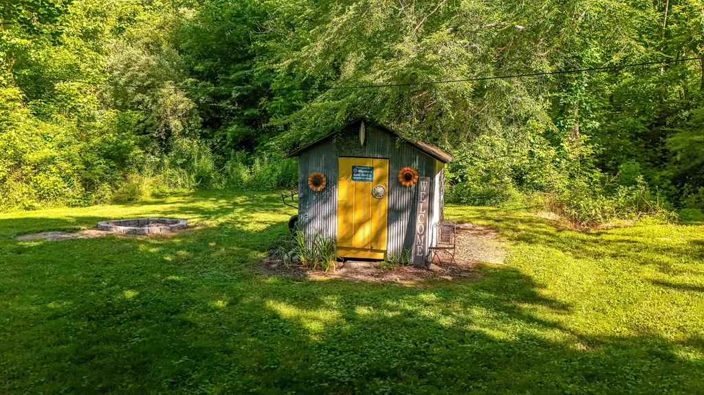 240 Kingtown Road Barbourville KY 40906