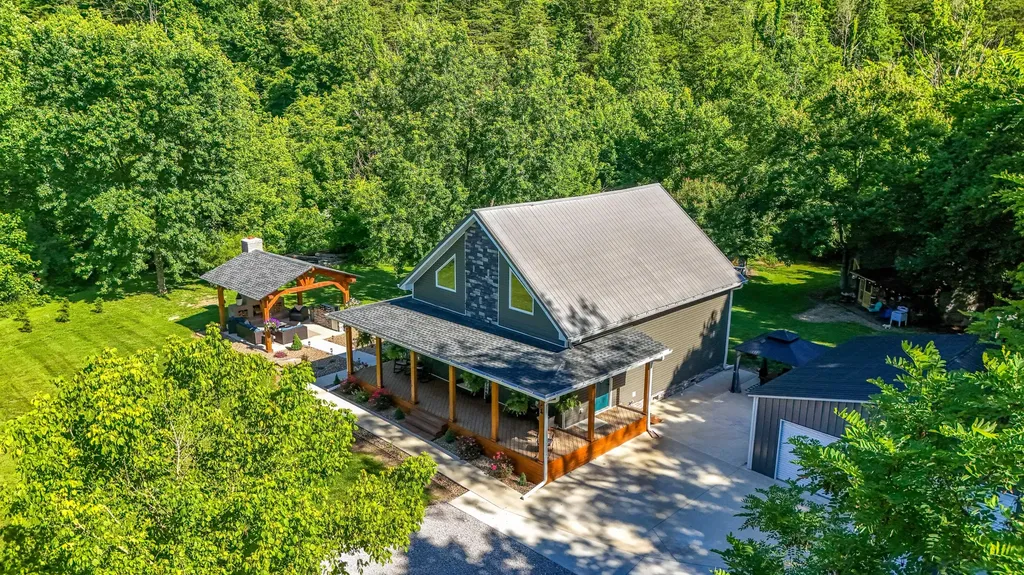 240 Kingtown Road Barbourville KY 40906