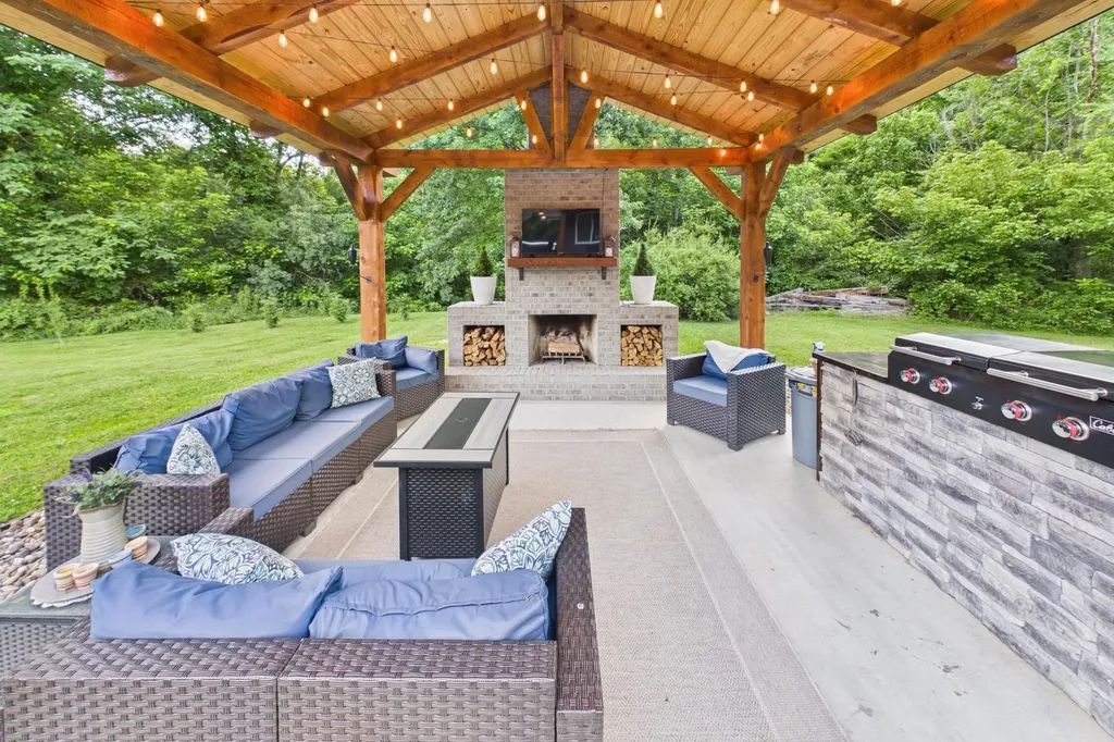 240 Kingtown Road Barbourville KY 40906
