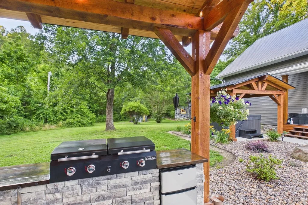 240 Kingtown Road Barbourville KY 40906