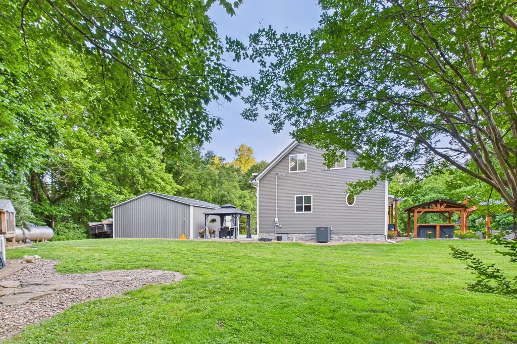 240 Kingtown Road Barbourville KY 40906